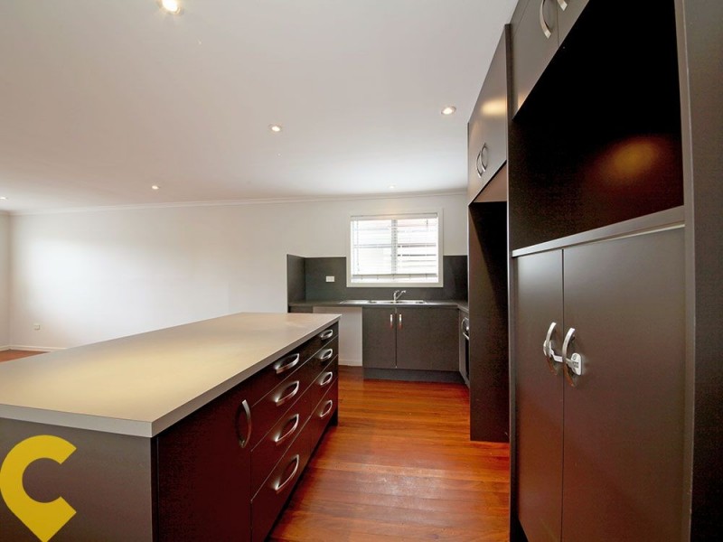 203 MacDonnell Road, Clontarf QLD 4019