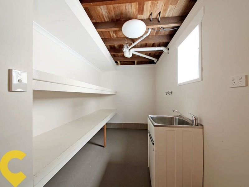 203 MacDonnell Road, Clontarf QLD 4019