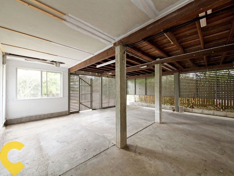 203 MacDonnell Road, Clontarf QLD 4019