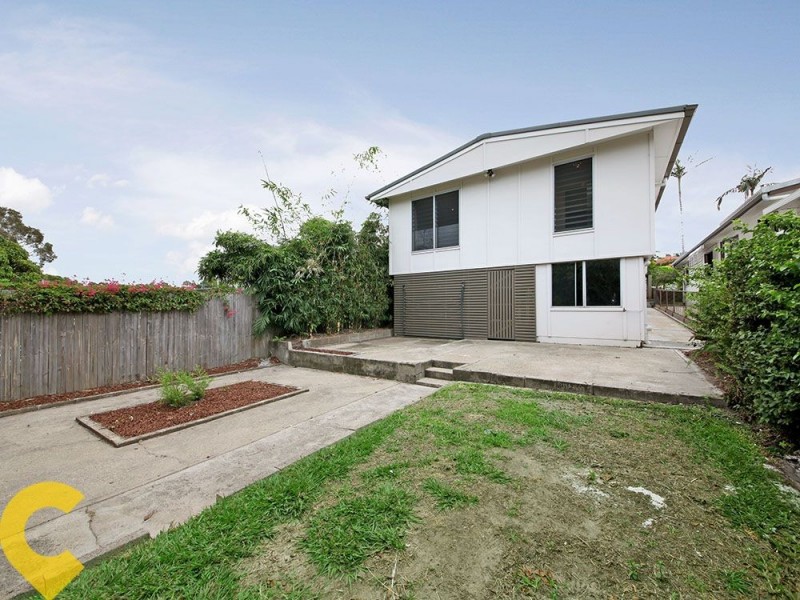 203 MacDonnell Road, Clontarf QLD 4019