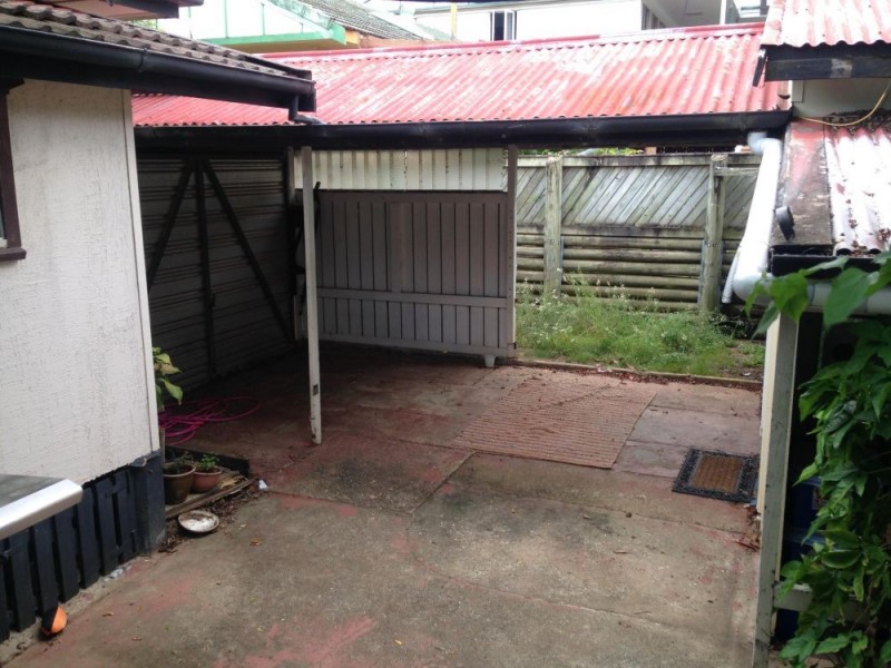 11 Vernon St, Clontarf QLD 4019