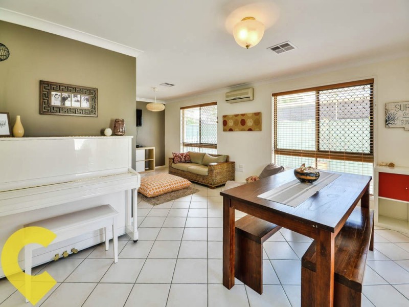 29 Southern Cross Drive, Newport QLD 4020
