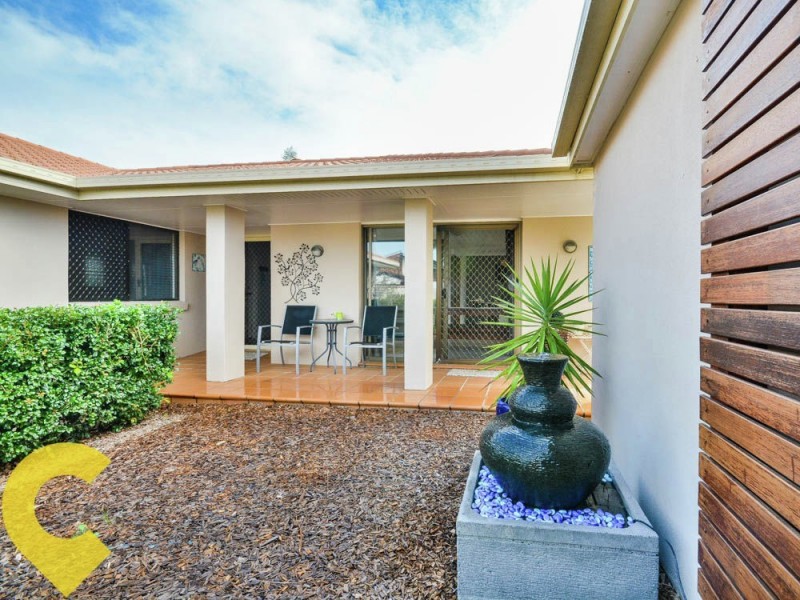 29 Southern Cross Drive, Newport QLD 4020