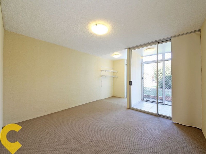 1/14 Meredith Street, Redcliffe QLD 4020