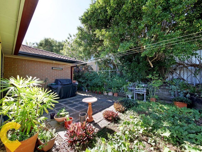 121 King Street, Woody Point QLD 4019