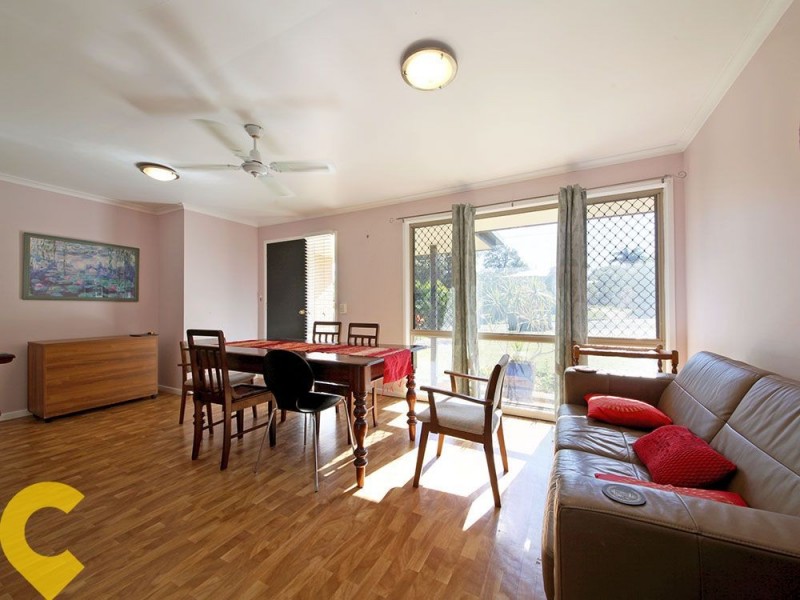 121 King Street, Woody Point QLD 4019