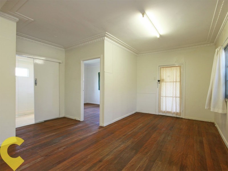 6 Fifth Ave, Scarborough QLD 4020