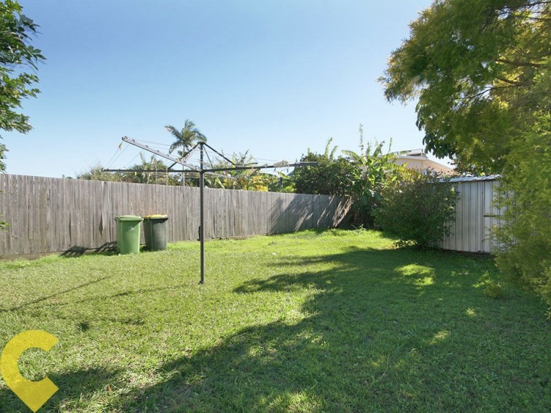 6 Fifth Ave, Scarborough QLD 4020