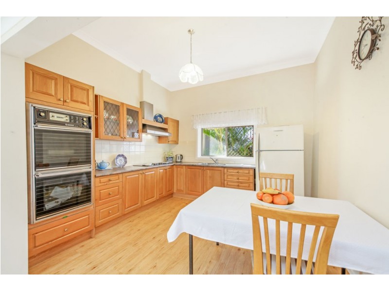 32 Ada Street, Windsor QLD 4030