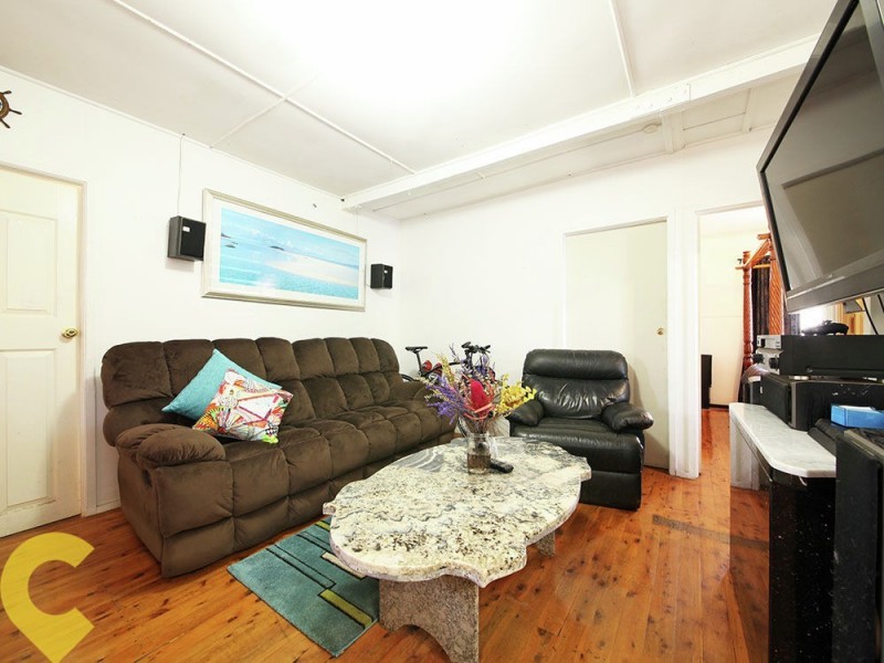 37 Enoch Street, Clontarf QLD 4019