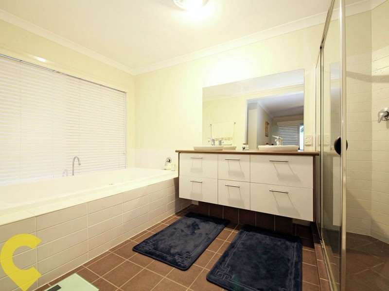 32 Baldwin Street, Redcliffe QLD 4020