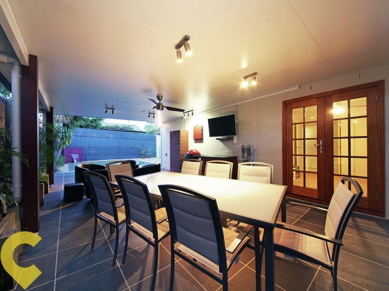 32 Baldwin Street, Redcliffe QLD 4020