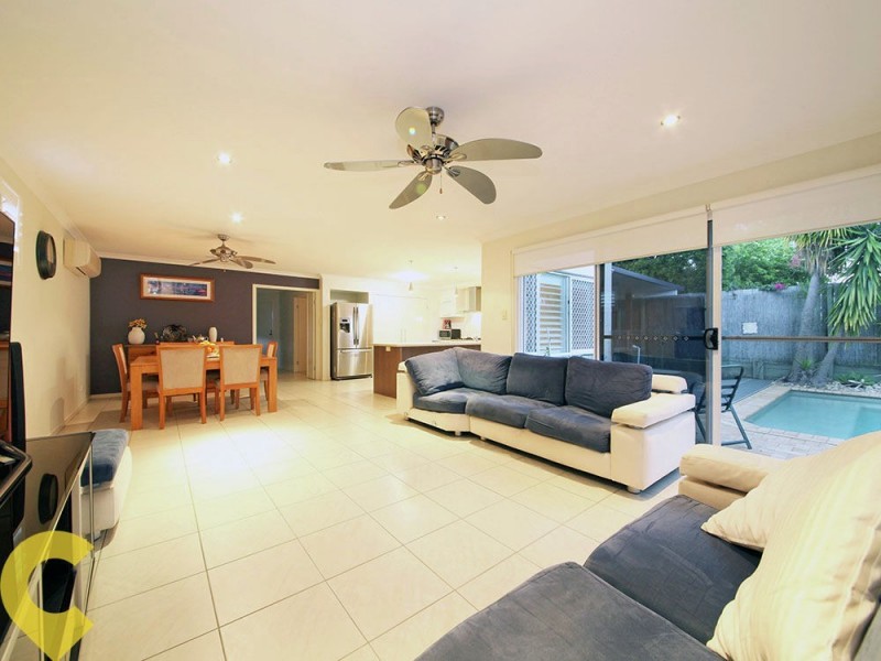 32 Baldwin Street, Redcliffe QLD 4020