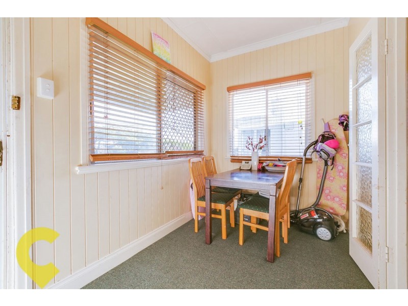 34 King Street, Woody Point QLD 4019