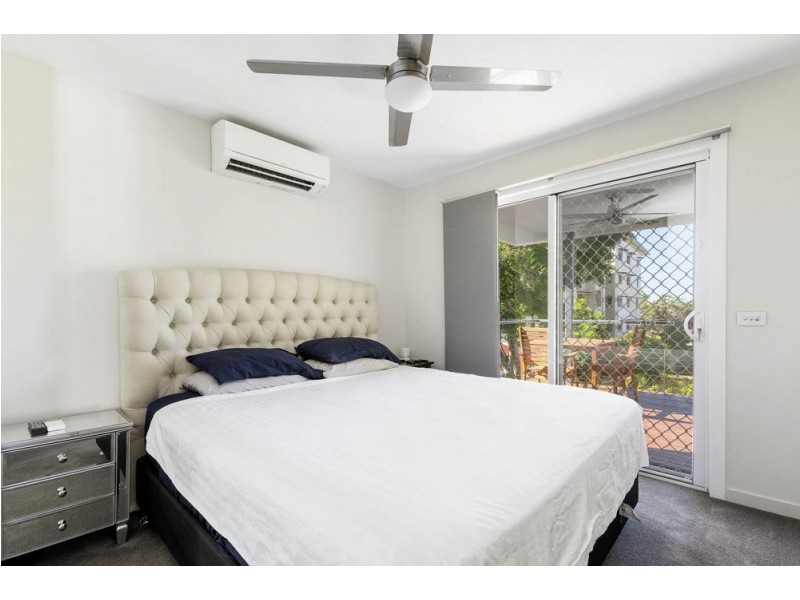 24a Dix Street, Redcliffe QLD 4020