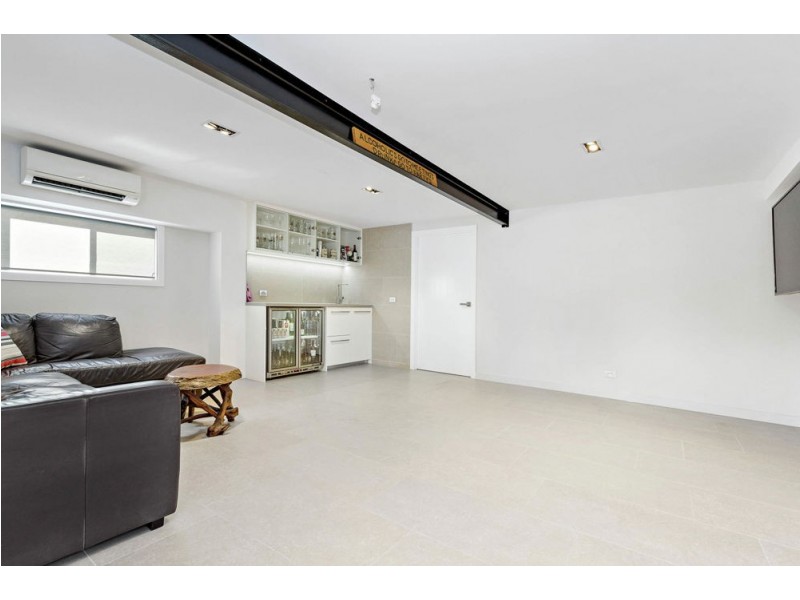 24a Dix Street, Redcliffe QLD 4020