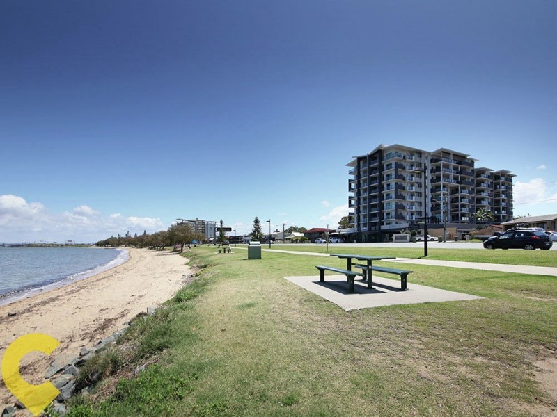 2/80 Hornibrook Esplanade, Clontarf QLD 4019