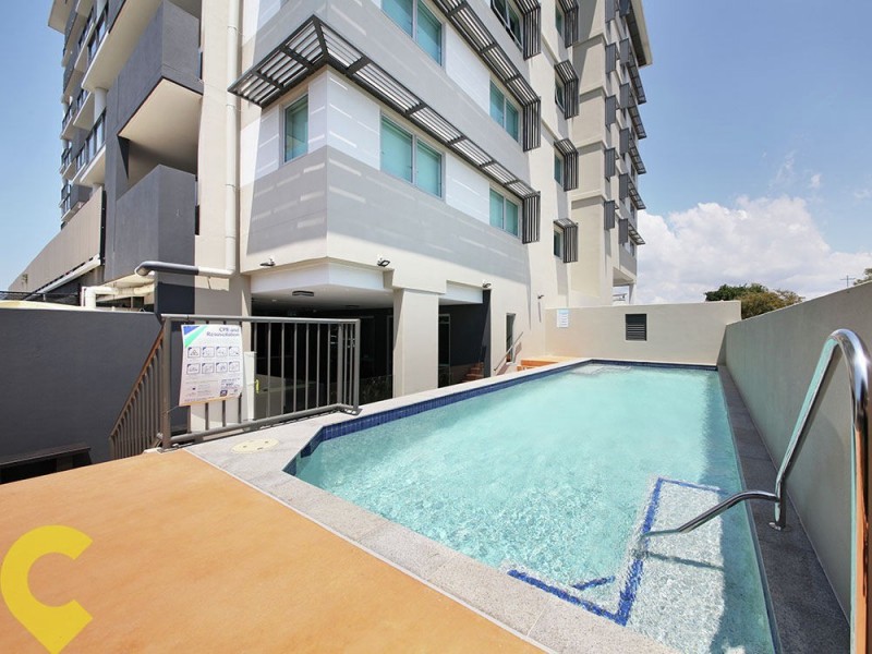 2/80 Hornibrook Esplanade, Clontarf QLD 4019