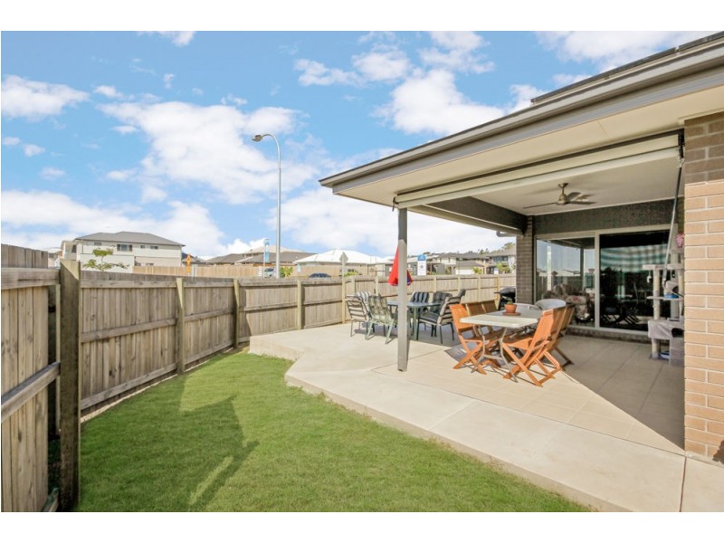 61 Hinton Crescent, Mango Hill QLD 4509