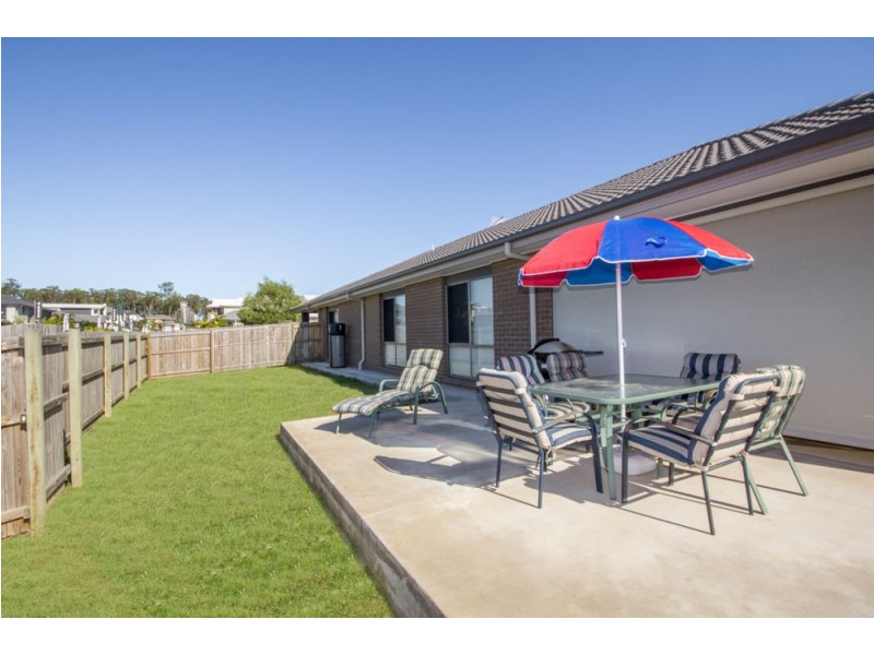 61 Hinton Crescent, Mango Hill QLD 4509