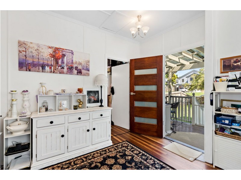 23 Long Street, Clontarf QLD 4019