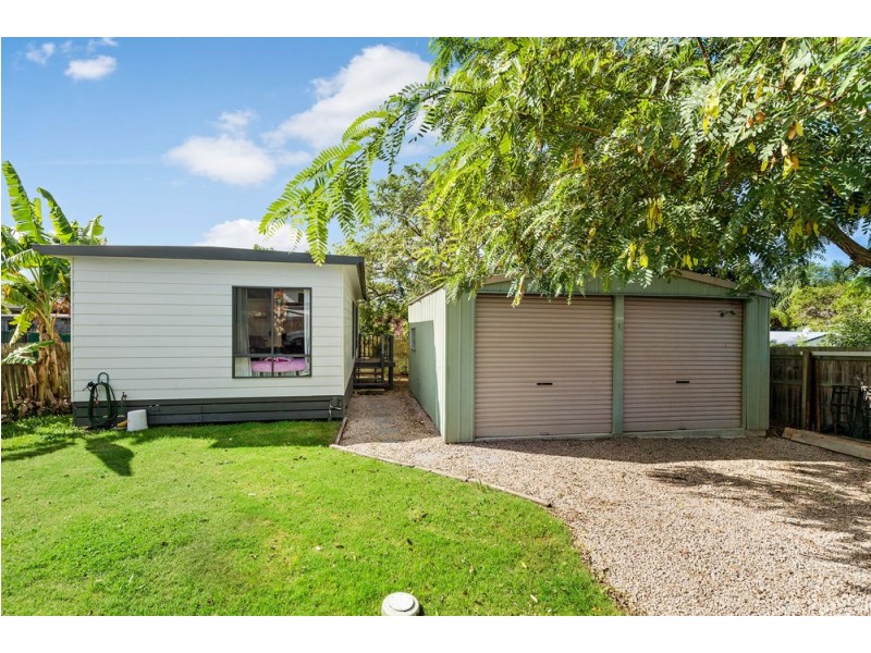 23 Long Street, Clontarf QLD 4019
