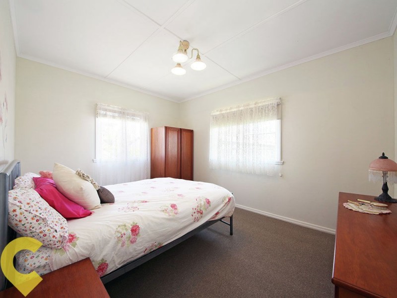 11 Keenan Street, Margate QLD 4019