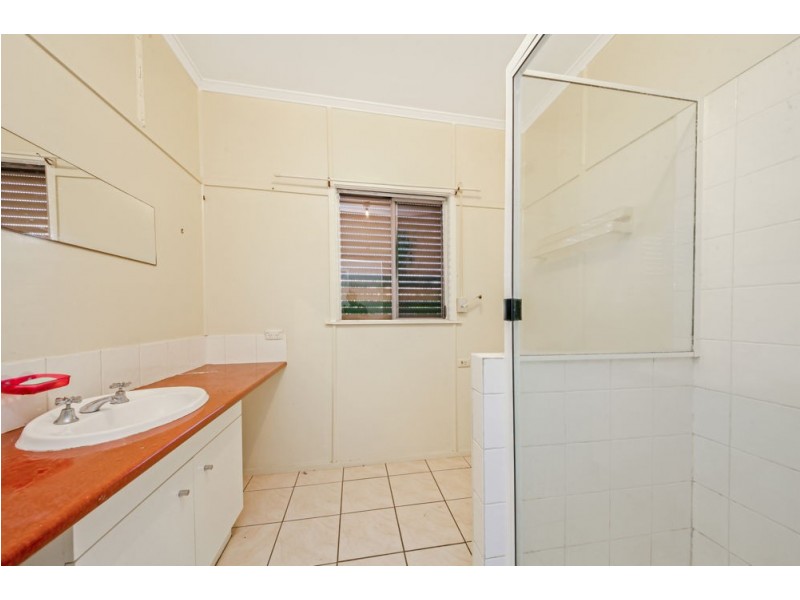 7 Westbrook Street, Woody Point QLD 4019