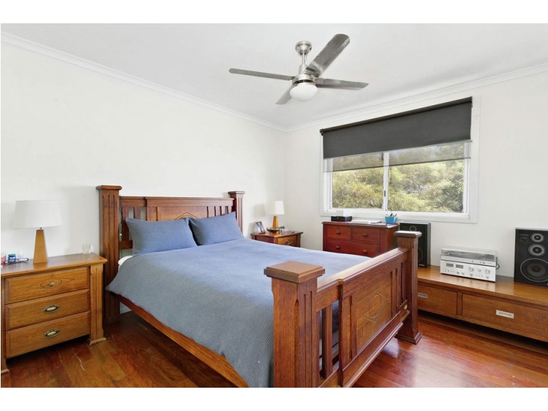 23 Knights Tce, Margate QLD 4019