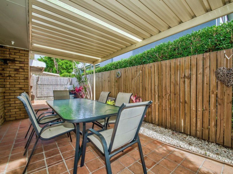 4/32 Silvyn Street, Redcliffe QLD 4020