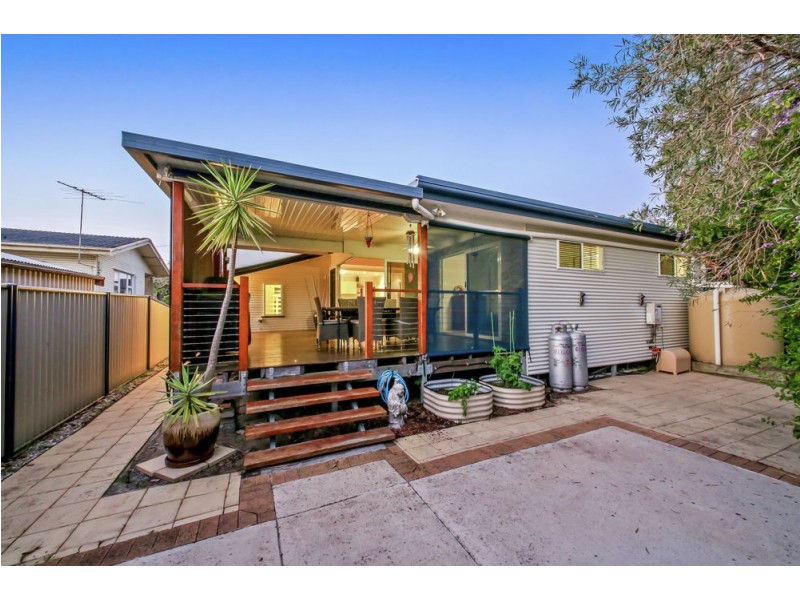 5 Rotary Crescent, Redcliffe QLD 4020