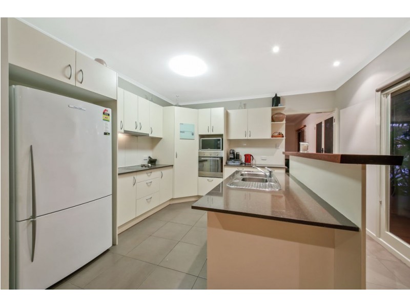 5 Rotary Crescent, Redcliffe QLD 4020