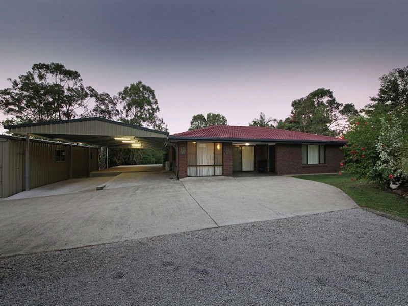14 Kestrel Court, Morayfield QLD 4506