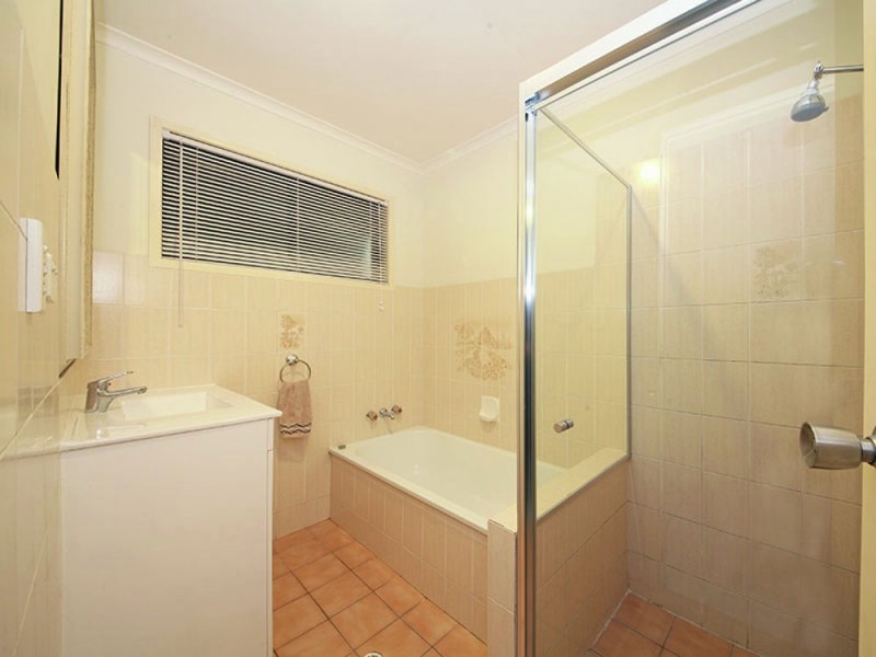 14 Kestrel Court, Morayfield QLD 4506
