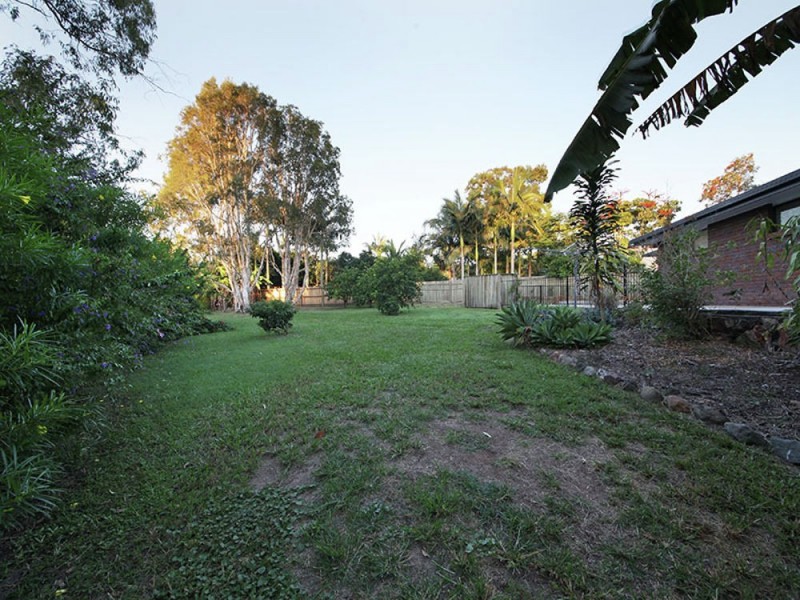 14 Kestrel Court, Morayfield QLD 4506