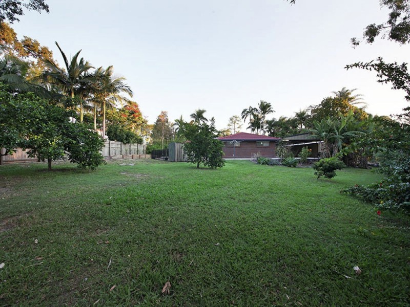 14 Kestrel Court, Morayfield QLD 4506