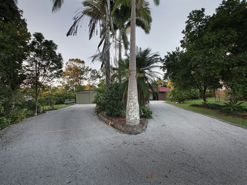 14 Kestrel Court, Morayfield QLD 4506