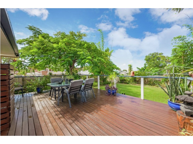 396 Oxley Avenue, Redcliffe QLD 4020