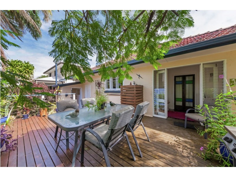 396 Oxley Avenue, Redcliffe QLD 4020