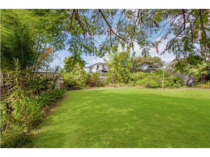 396 Oxley Avenue, Redcliffe QLD 4020