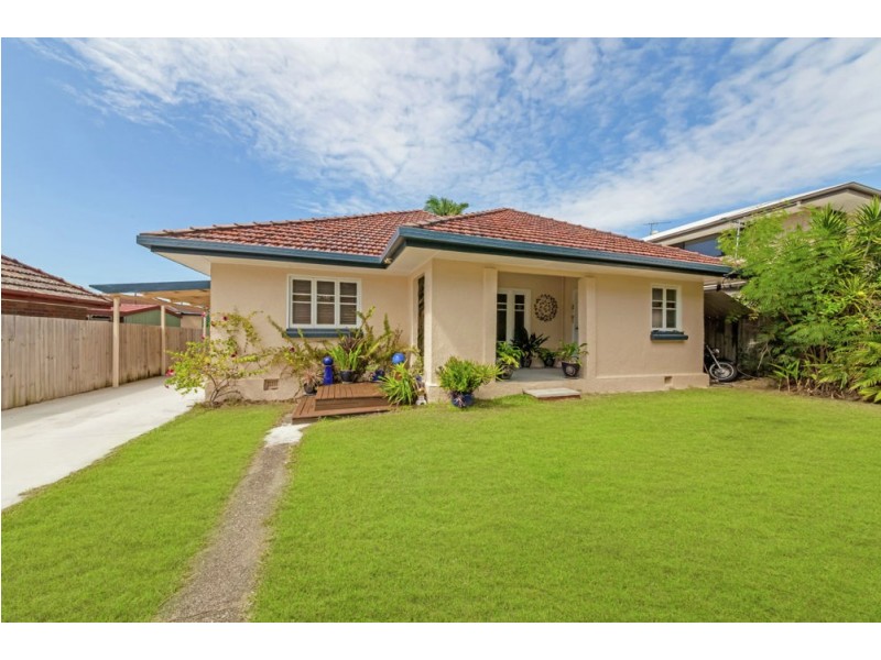 396 Oxley Avenue, Redcliffe QLD 4020