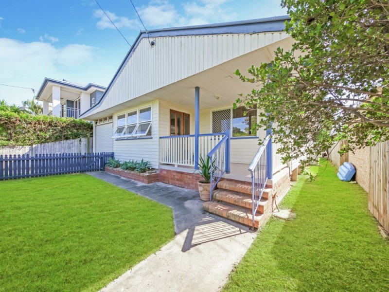 24 Garnet Street, Scarborough QLD 4020