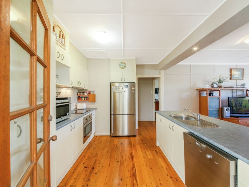 24 Garnet Street, Scarborough QLD 4020