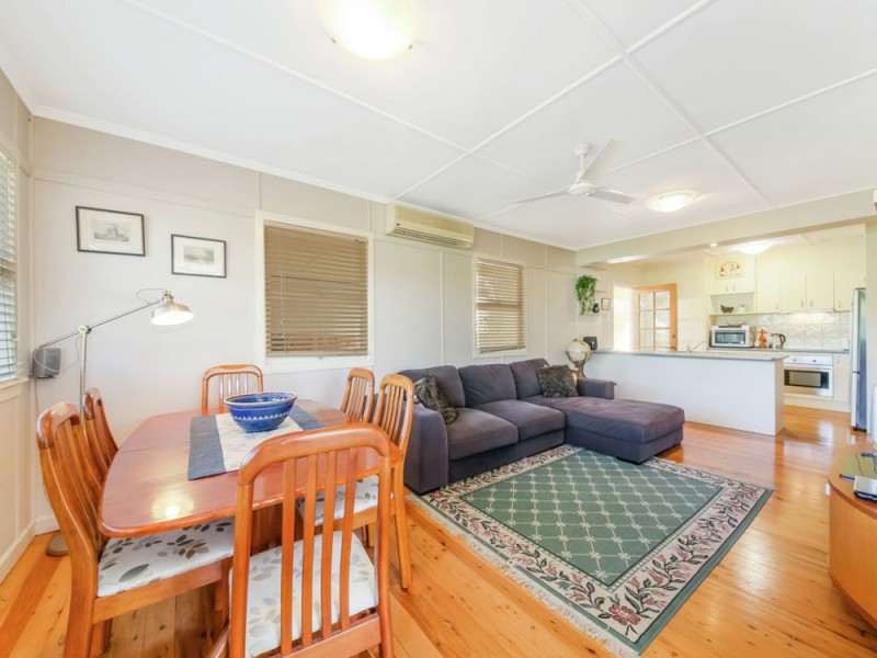 24 Garnet Street, Scarborough QLD 4020