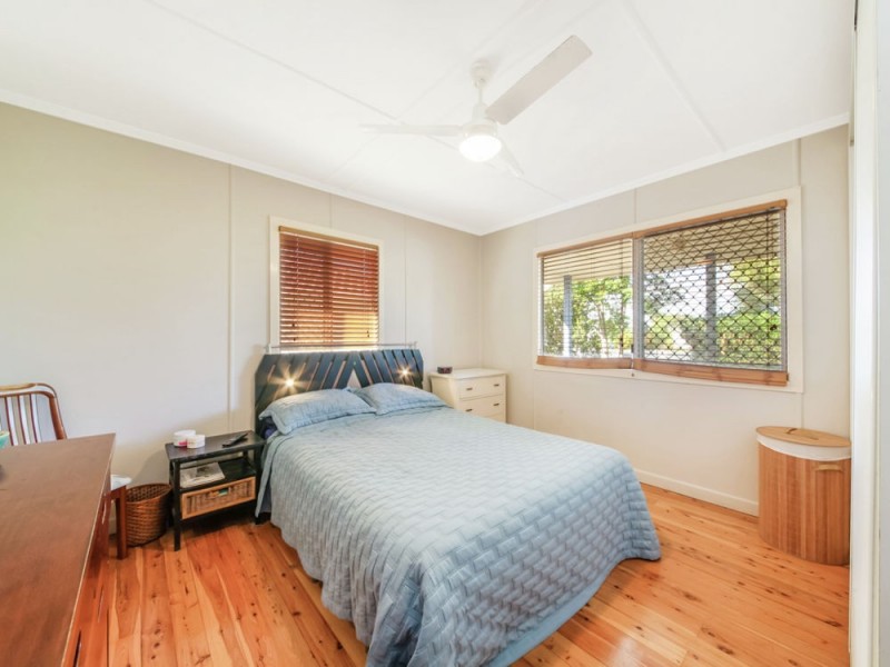 24 Garnet Street, Scarborough QLD 4020