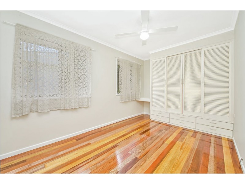 28 Windsor Street, Margate QLD 4019