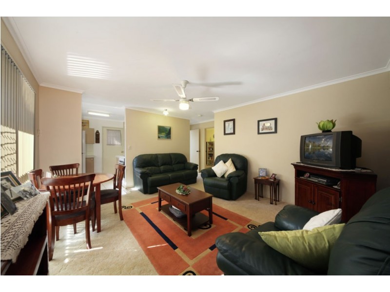 1/18 Ella Street, Redcliffe QLD 4020