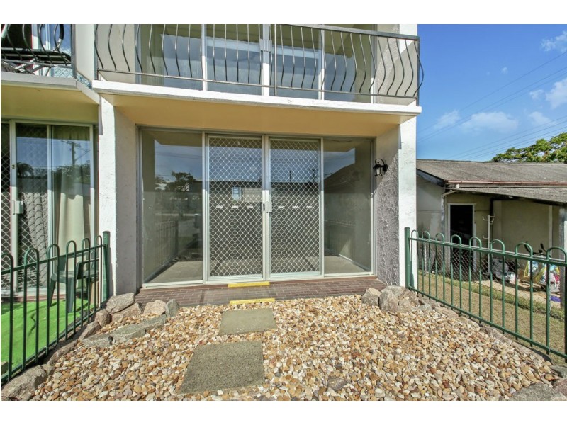 1/31 King Street, Woody Point QLD 4019