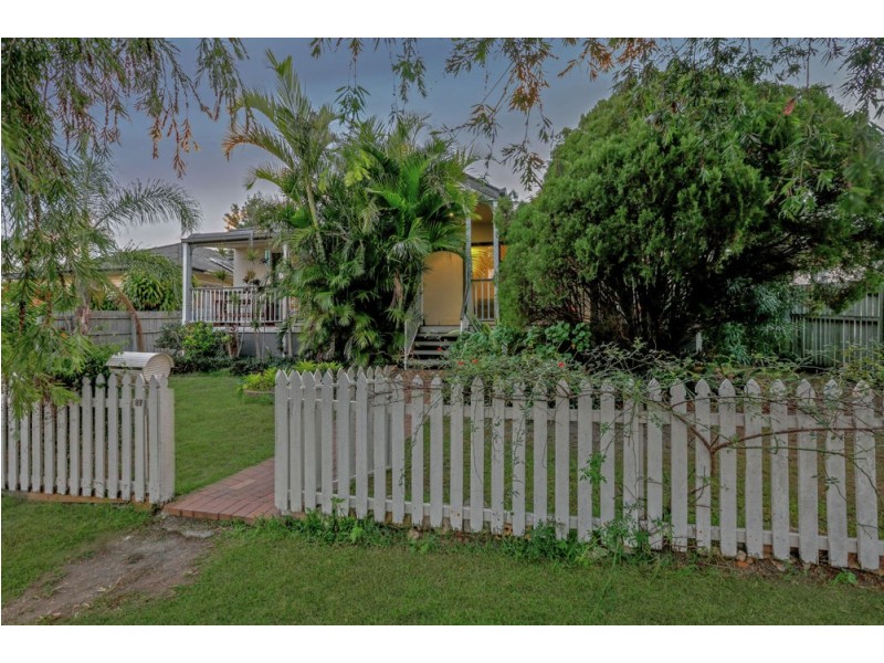 87 Maine Road, Clontarf QLD 4019
