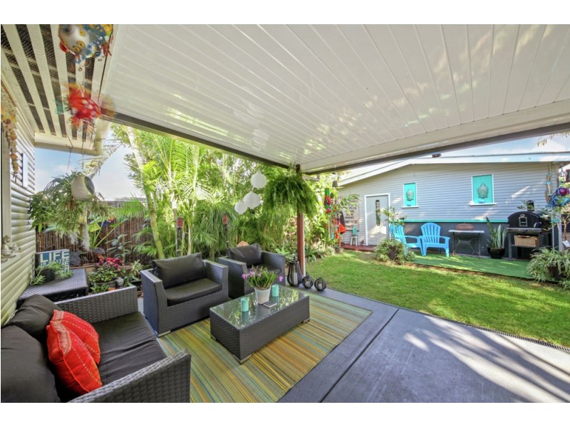 19 Livermore Street, Redcliffe QLD 4020